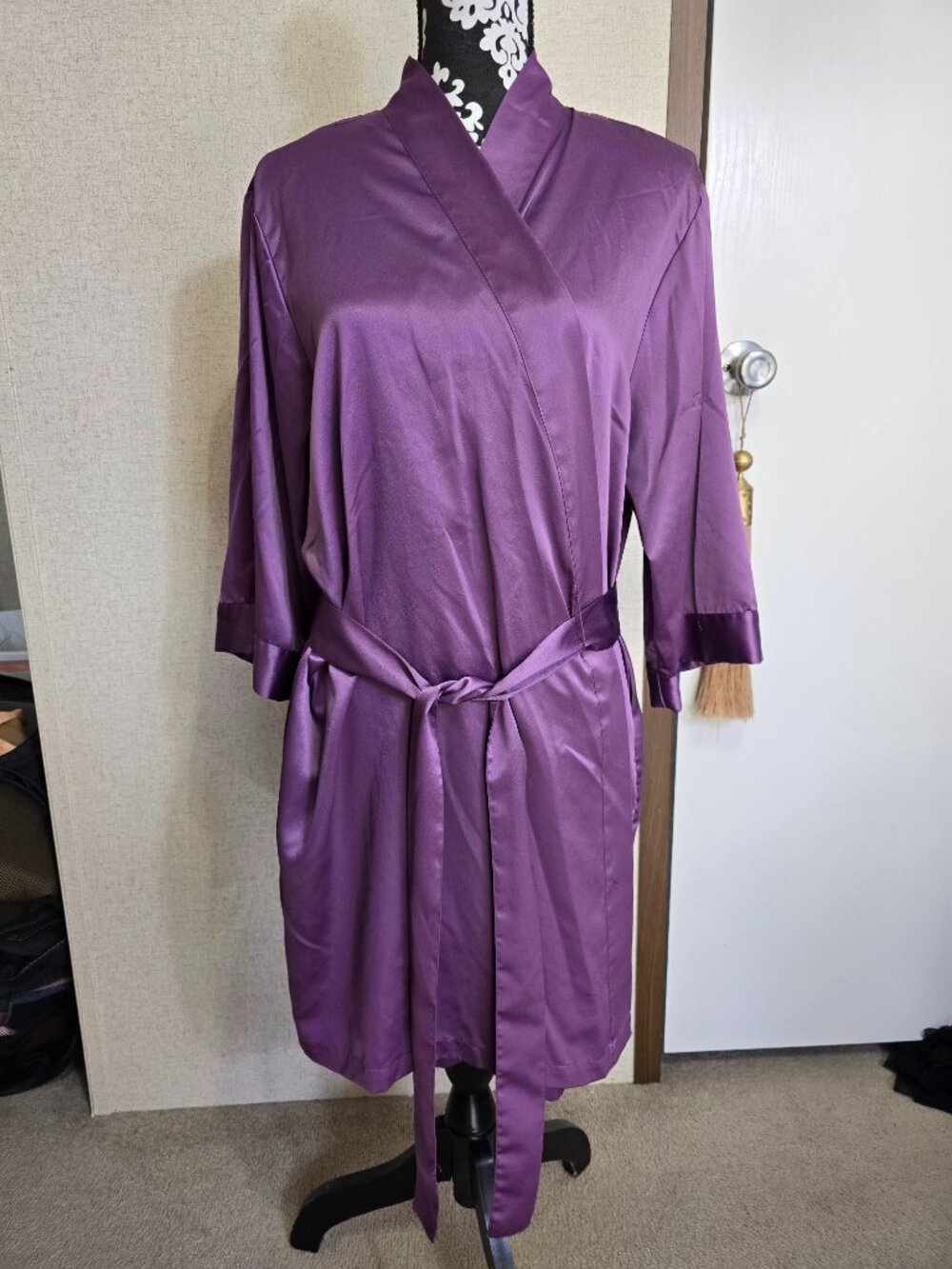 Purple Cabernet Satin Robe Xl Lounge Wear